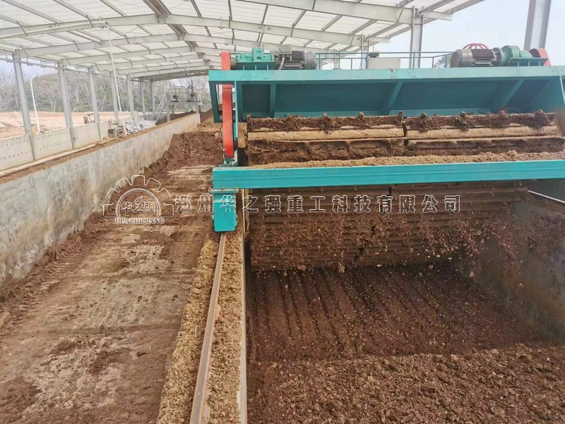 規(guī)模化堆肥為何必須使用翻拋機？